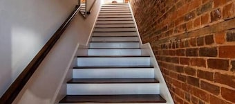 The Nest Above - Finch Suite