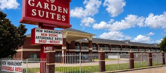 GARDEN SUITES