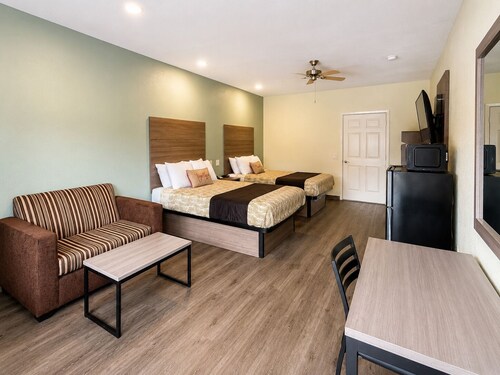 GARDEN SUITES