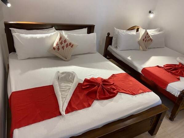 Double Room - Gimanhala Tissawawa (Anuradhapura)