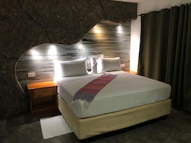 Deluxe Double Room | Free WiFi