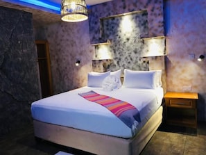 Habitación Deluxe doble | Escritorio, espacio para trabajar con un portátil, wifi gratis