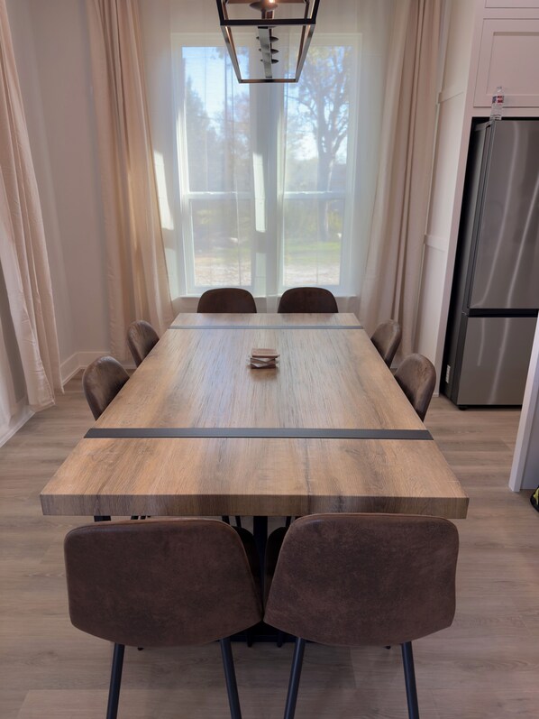 Unclassified image, 1 of 12, button