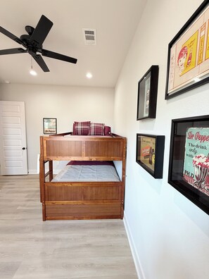 Nicht klassifiziertes Bild, 4 von 12, Schaltfläche