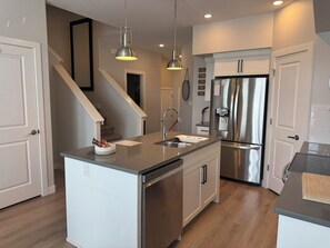 Unclassified image, 2 of 12, button - 3 Bedroom Townhouse in West Lethbridge (Lethbridge)