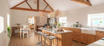 Homey Barn Conversion | Beautiful Surroundings