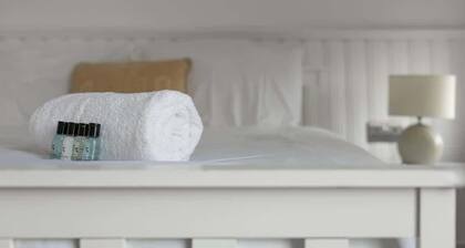 Immaculate Apartment | Historic Lincoln | Wi-Fi