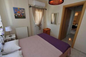 1 bedroom, Internet - Neat, modern apartment 7min walk to the beach (Kalamata)
