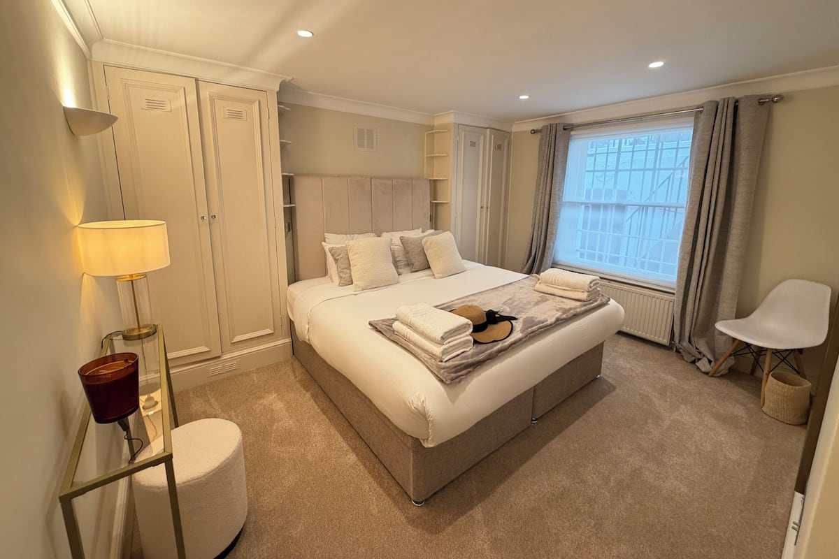 Apartemen Deluks, 3 kamar tidur | Setrika/meja setrika