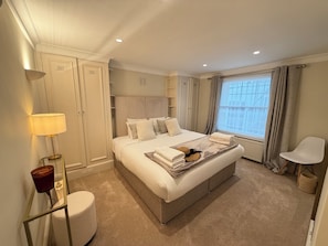 Apartemen Deluks, 3 kamar tidur | Setrika/meja setrika