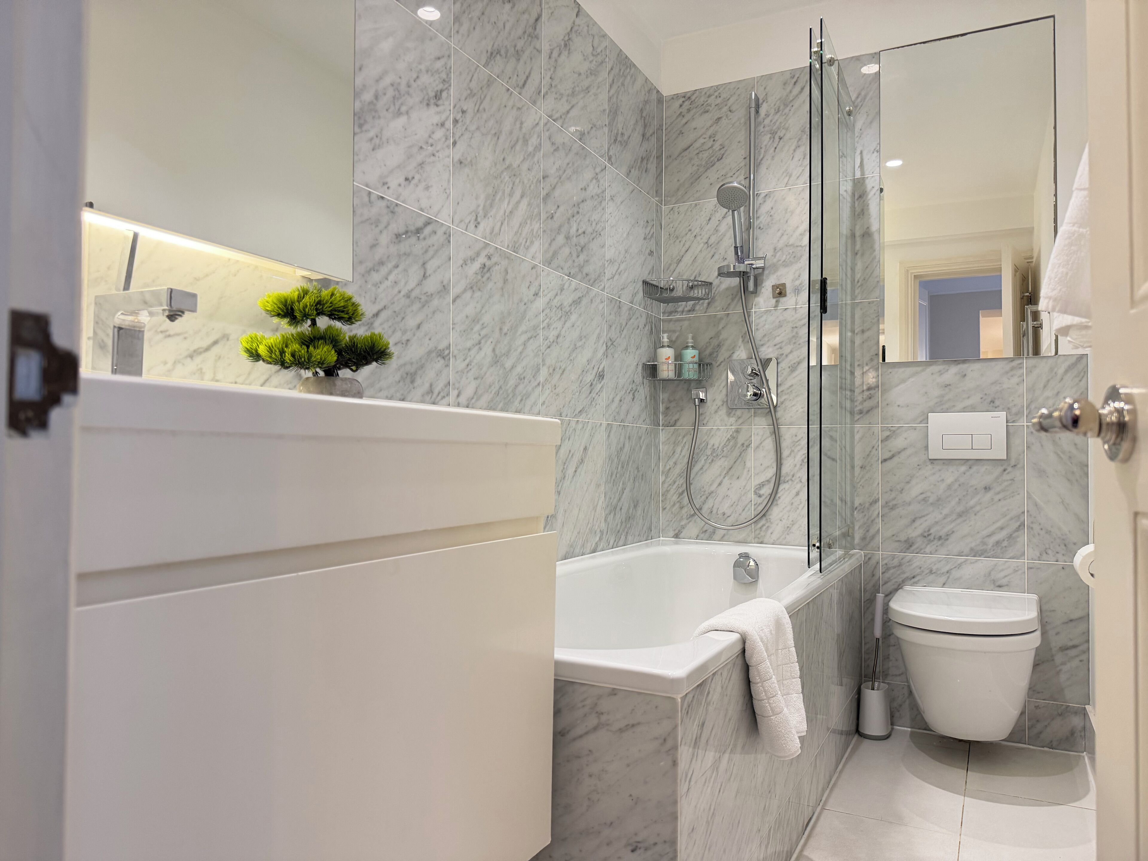 华丽公寓, 3 间卧室 | 浴室