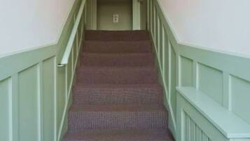 Apartment, 5 Schlafzimmer, Nichtraucher, Gemeinschaftsbad | Innenbereich