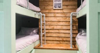 Pitchside Place sleeps 19