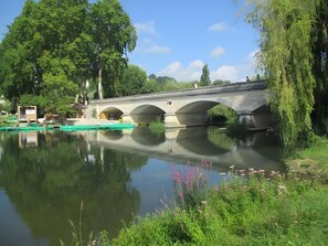 Uklassifisert bilde, 2 av 16, knapp