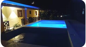Udendørs pool