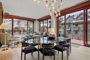 Interior - Solaris 2A South - 3 Bedroom (Vail)