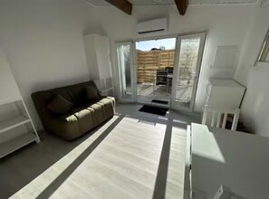 Oklassificerad bild, 3 av 6, knapp