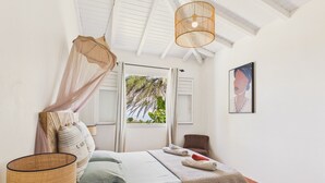 Room - Sea view - Charming villa with pool for 6 (Le Vauclin)