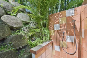 Property grounds - Sea view - Charming villa with pool for 6 (Le Vauclin)