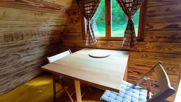 Cabane, vue jardin | Restauration