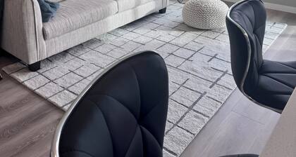 Brand new 3 bedroom 2 1/2 bath home in desirable North Albany