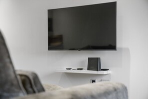 Interior - The Snug | Beachwalk Apartments by Nova Suites (South Ayrshire)