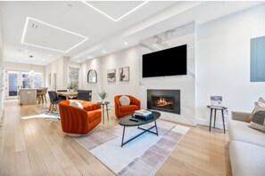 Immagine non classificata, 2 di 15, pulsante