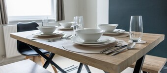 Stylish & comfy 3 bed house