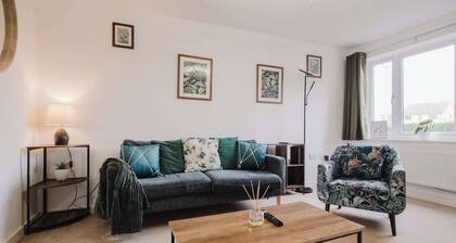 Modern and comfortable 3 bed house