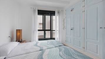 2 chambres, fer et planche Ă repasser, Wi-Fi, draps fournis