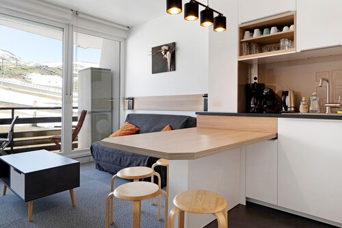 South-Facing Studio at the Foot of the Slopes, 4 Guests, WiFi, GR10