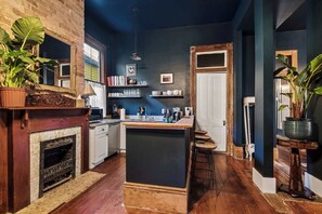 Fridge, microwave, oven, stovetop - Historic  Manor, Steps from French Quarter 9br/3ba (New Orleans)