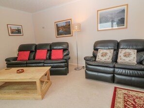 Living area - Orchard End (Launceston)