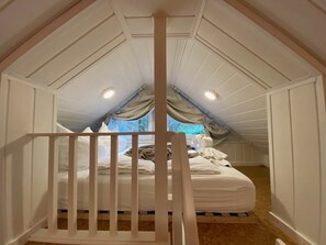 Unclassified image, 5 of 10, button - Chalet Waldeck: Private Sauna. Fireplace. Pure Nature. (Heimbach)