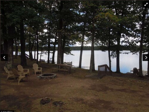 Bayview Cottage 3BR Fireplace Lakefront