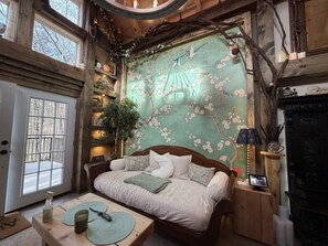 TV - Wizard`s Herbarium -Whimsical! Wise! Unapologetic! (Sevierville)