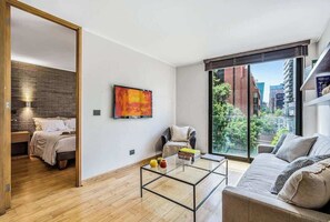 Nicht klassifiziertes Bild, 3 von 27, Schaltfläche