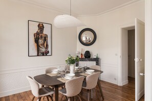 Dining - Ker Marlyne - Proche du Port (Dinard)