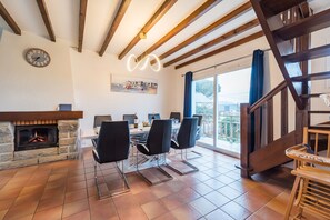 Dining - Le logis de Kersivy - 2km de la plage (Trélévern)