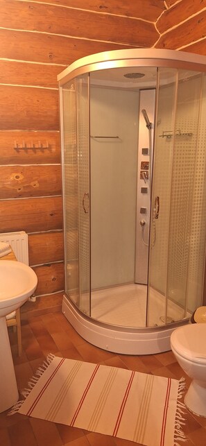 Articles de toilette gratuits, chaussons, serviettes fournies, savon