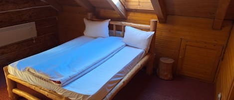 Chalet | Verdunkelungsvorhänge, schallisolierte Zimmer, Bügeleisen/Bügelbrett