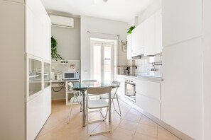 Botón de imagen sin clasificar, 3 de 32