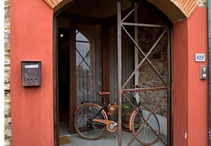 تفاصيل الفندق من الخارج