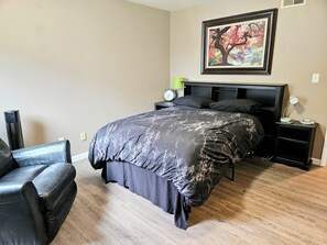 1 chambre, bureau, fer et planche à repasser, Wi-Fi gratuit