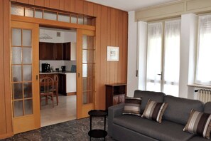 TV - Apartment I Cocai in Garda (Garda)