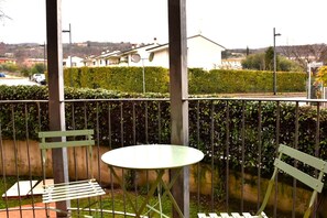 Outdoor dining - Apollonia House - Holiday Rental (Garda)