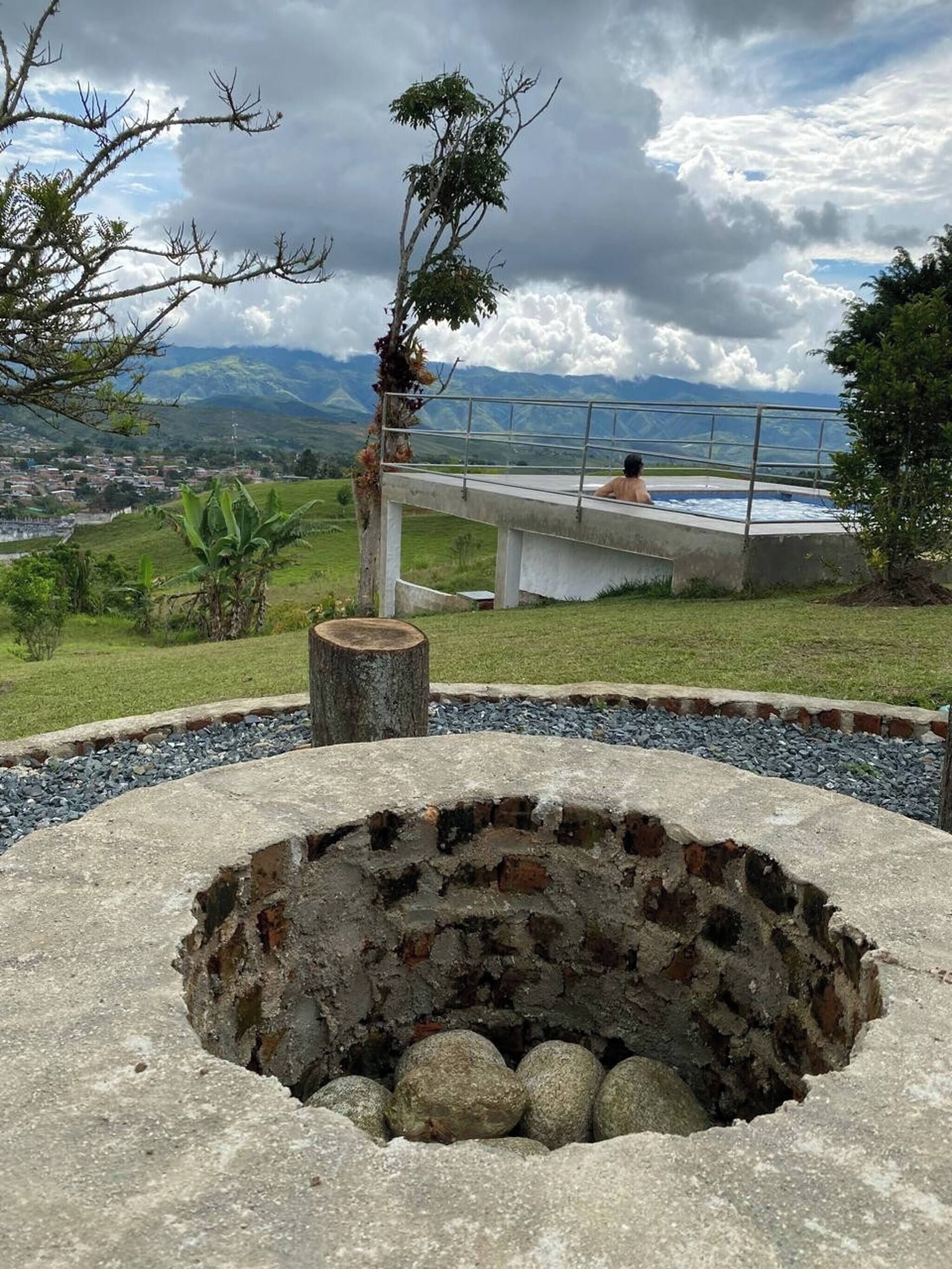 Cabin, 4 Bedrooms, Accessible, Smoking | Outdoor spa tub