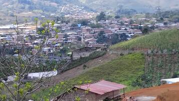 Kabin, 4 kamar tidur, akses difabel, Boleh Merokok