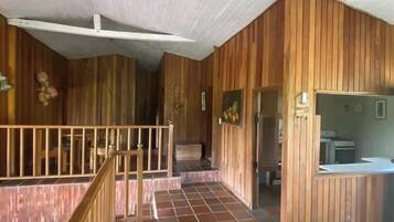 Cabin, 4 phòng ngủ, phù hợp cho người khuyết tật, hút thuốc | Nội thất