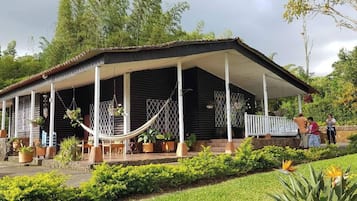 Cabin, 4 Bedrooms, Accessible, Smoking | Terrace/patio